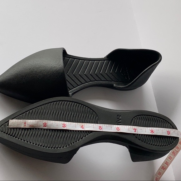 ‼️sold‼️Native Women's Audrey Flat 7 - Picture 5 of 9